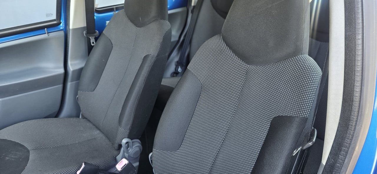 Zuinige TOYOTA AYGO Dynamic Blue