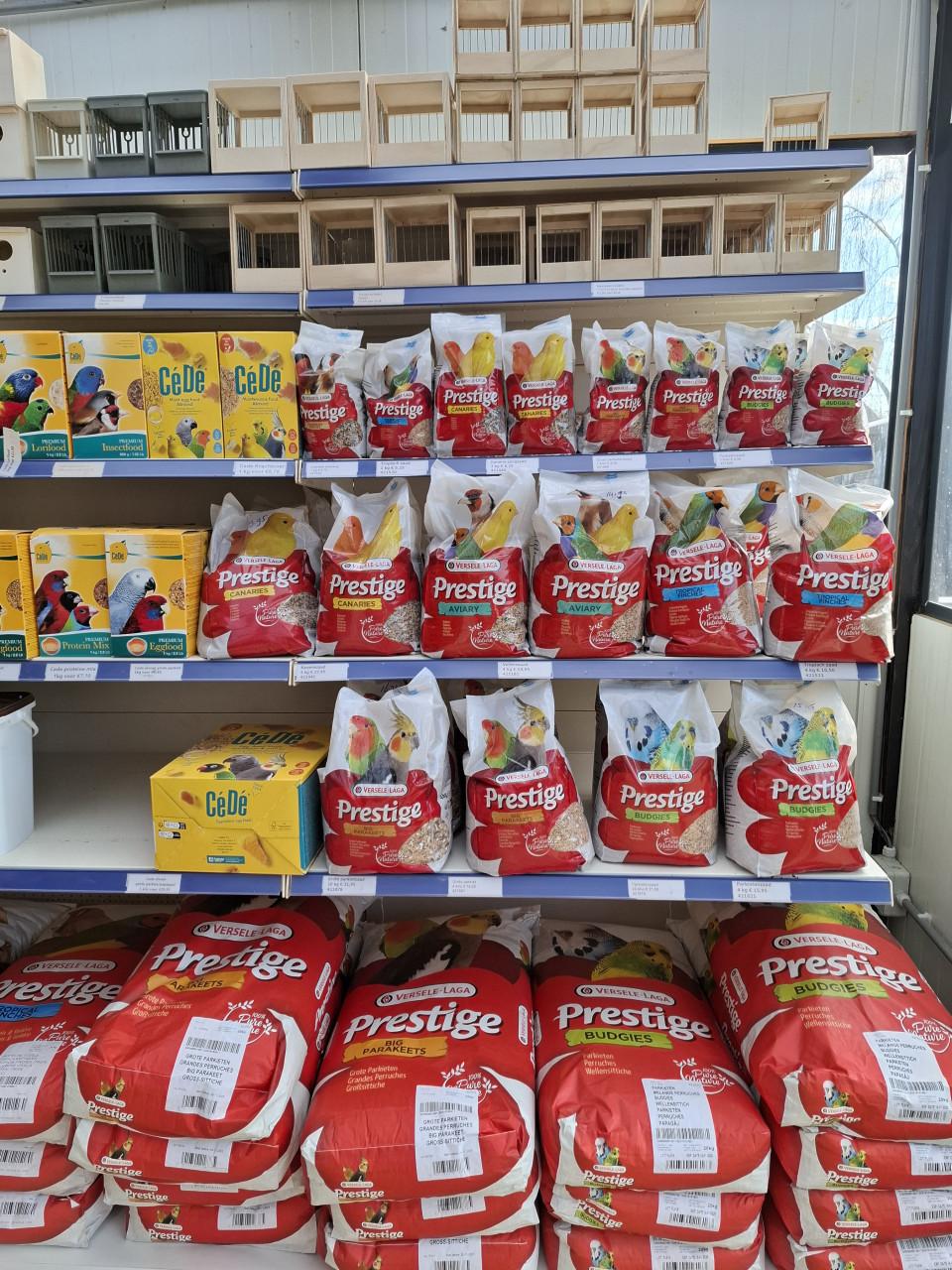 Versele-laga vogelvoeders flink in prijs verlaagd...