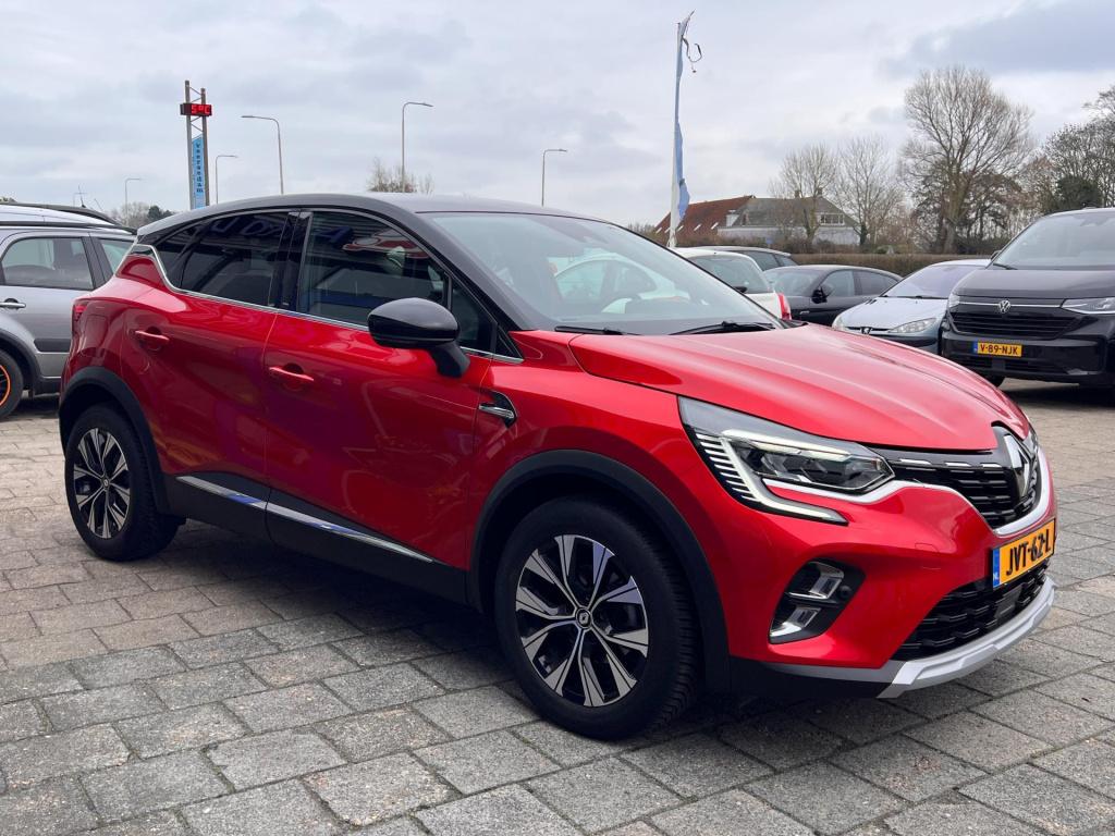 Renault Captur 1.3 tce 140 aut, intens met vele opties, camera, zelf sturen