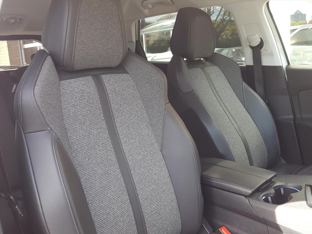 Peugeot 5008 allure 1.2 pt-130pk automaat (6t) full-led voor |comfort stoel