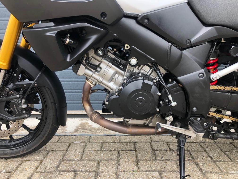 Suzuki V-Strom DL1000 uit 2015, 30.555km, ABS, 3-delige kofferset, €7250,-