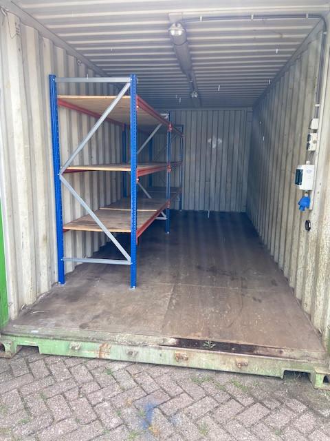 Container