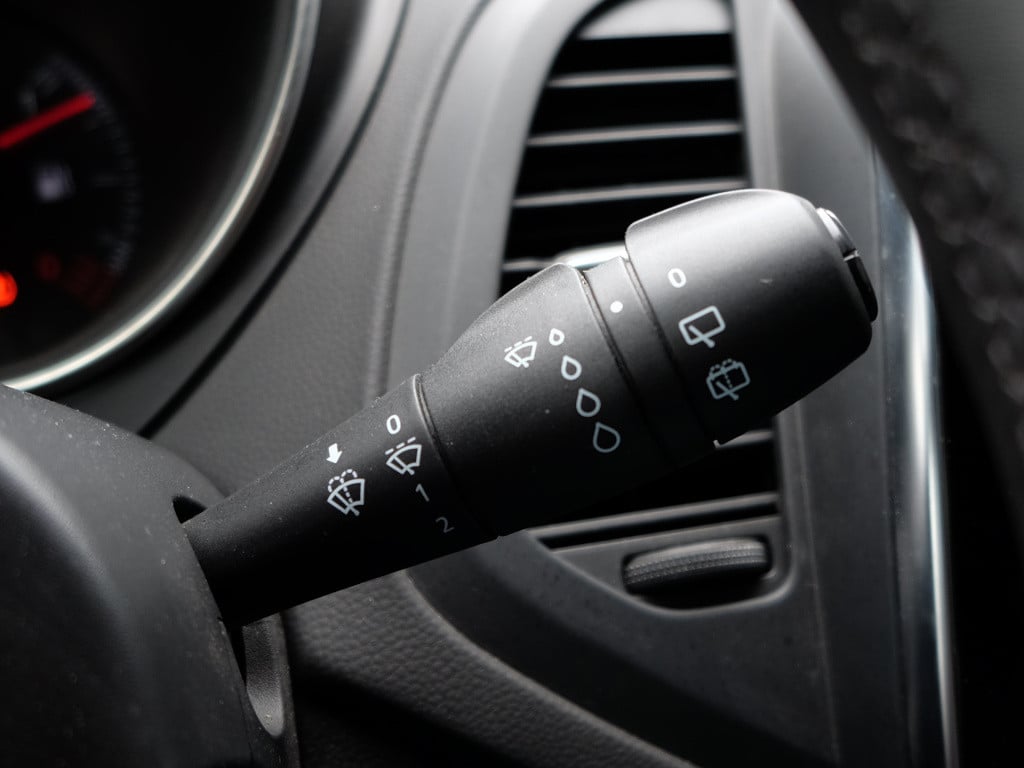 Renault Captur energy tce 90 limited navi full map |cruise control | blueto