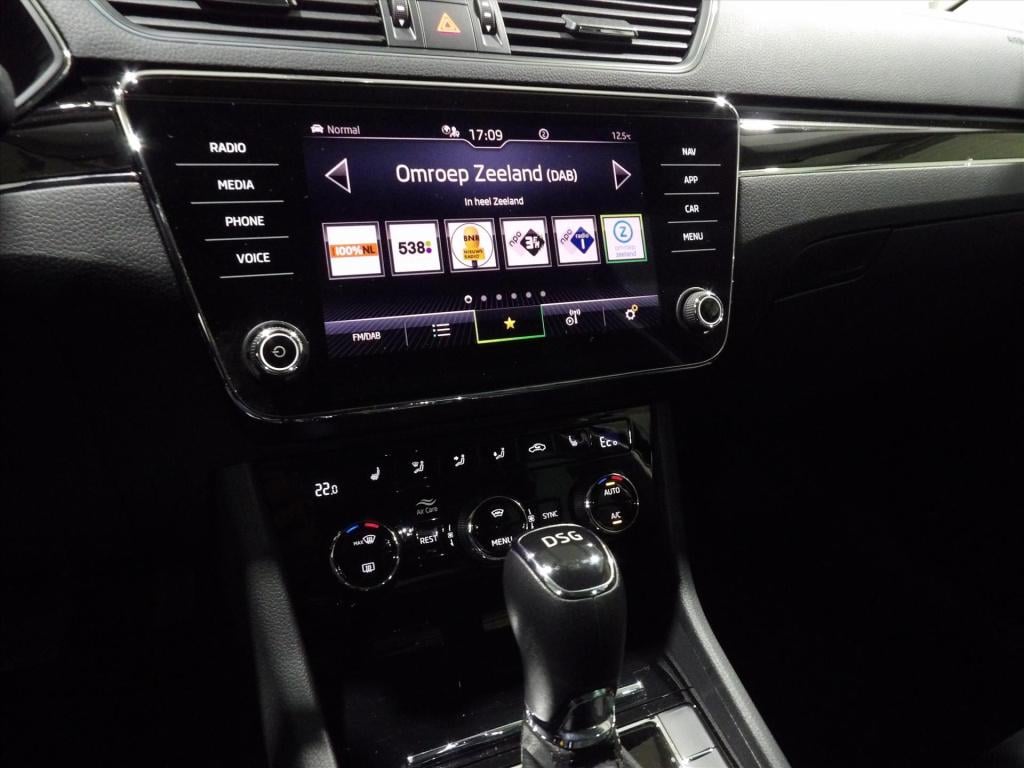 Skoda Superb combi 1.4 tsi phev 217pk dsg l&k