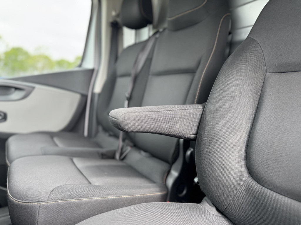 Nissan Nv300 1.6 dci 120 l2h1 acenta 3-persoons | trekhaak | laadruimte pak