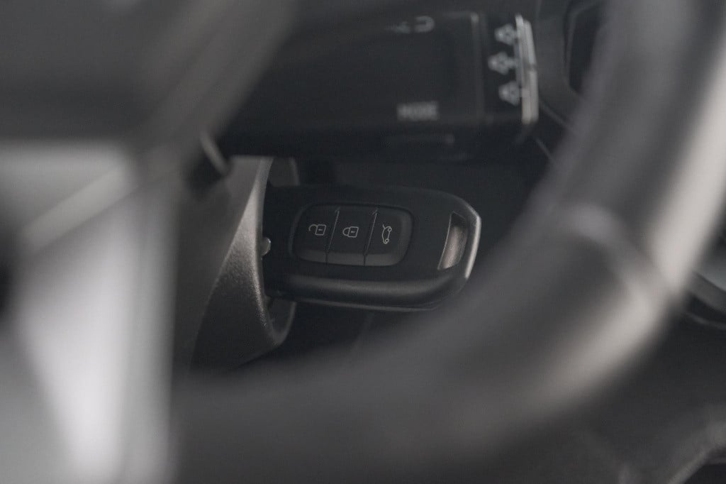 Dacia Duster mild hybrid 130 expression | camera | stoelverwarming | apple 