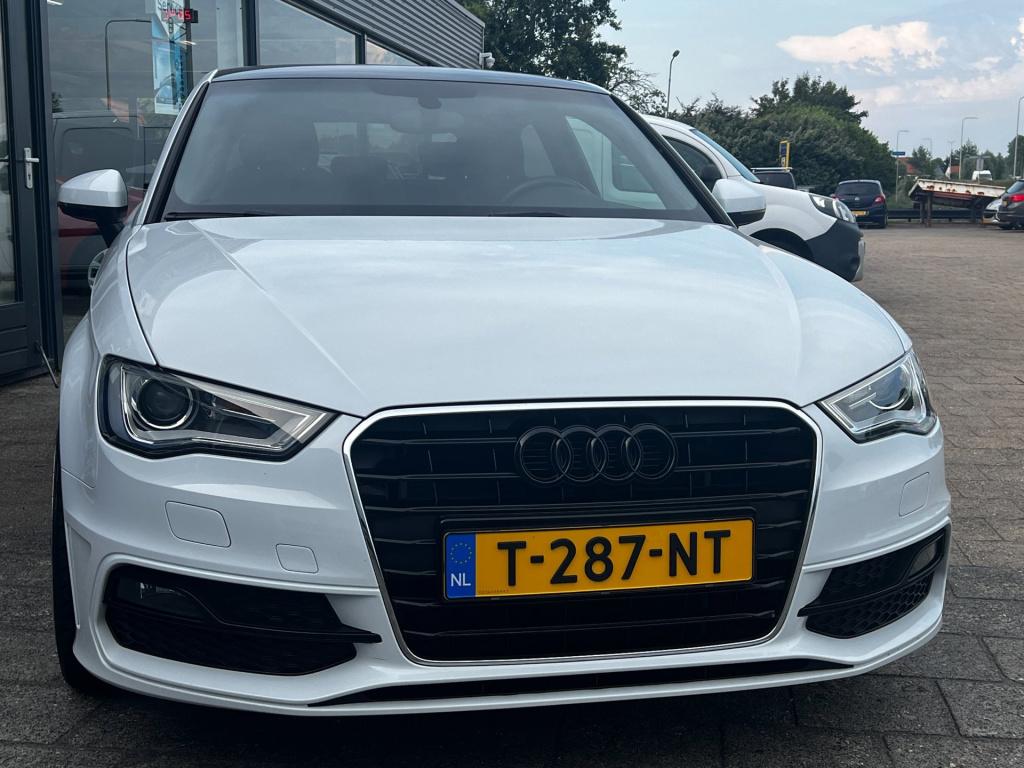 Audi A3 1.4 tfsi s-line ambition, div. extra's