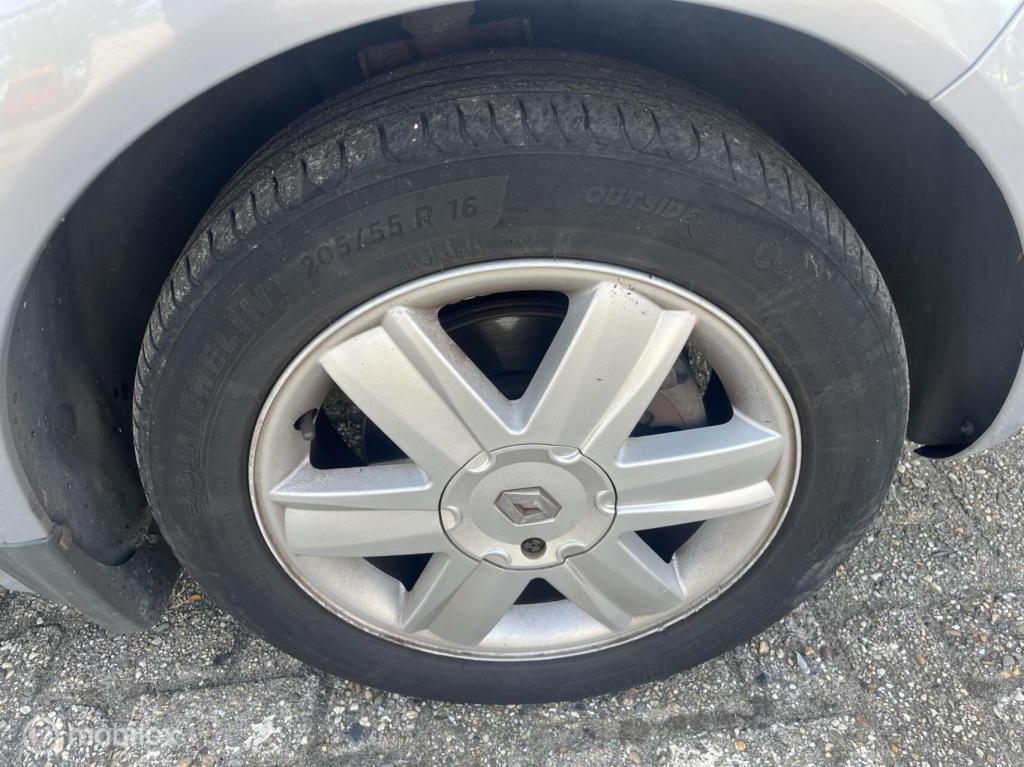 Renault Scenic 1.6-16v tech line | trekhaak