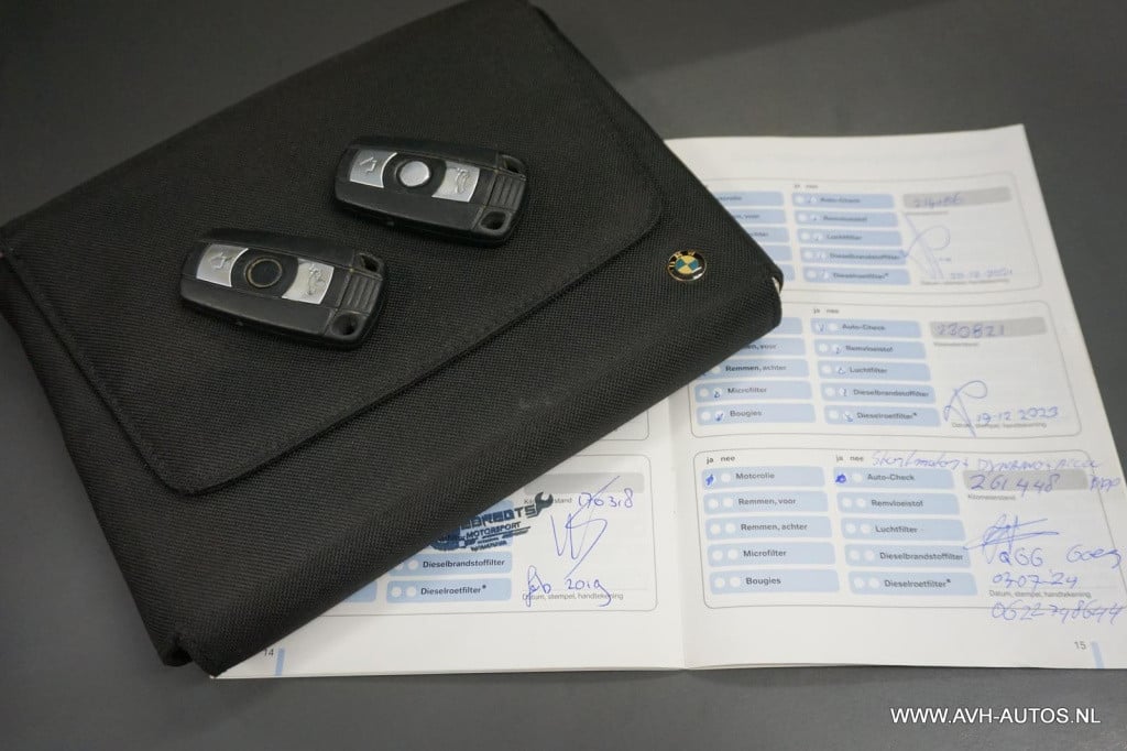 BMW 3-serie 318i high executive