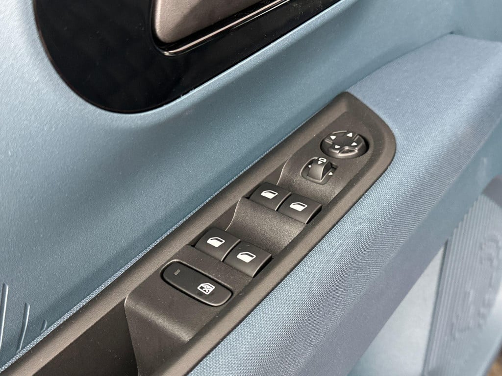 Fiat Panda grande la prima 11 kw 44 kwh | stoelverwarming | stuurverwarming