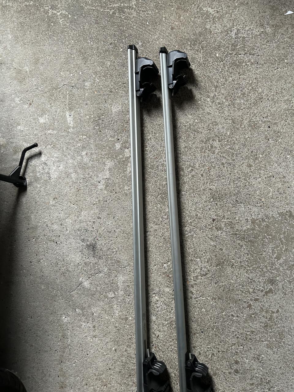 Originele Toyota Avensis dakdragers