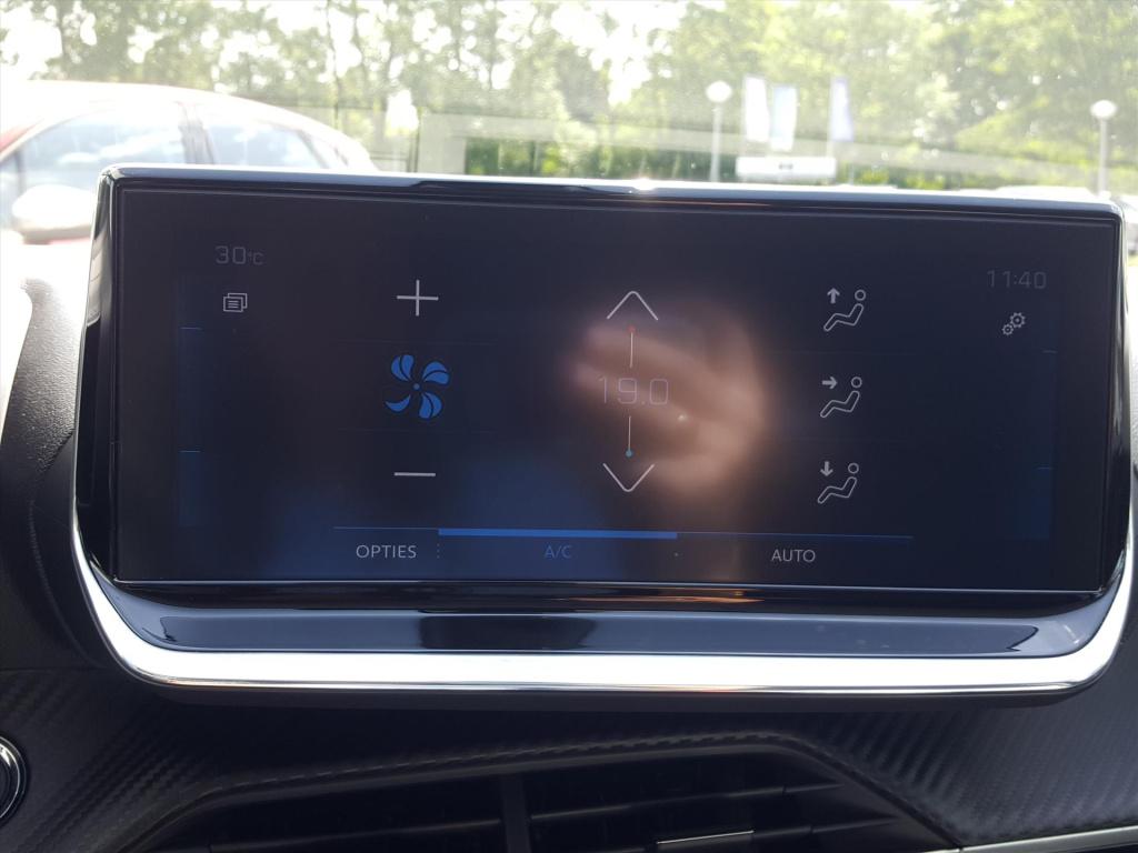 Peugeot 208 allure 1.2 pt-100pk navigatie | 3d-cockpit | apple carplay&andr