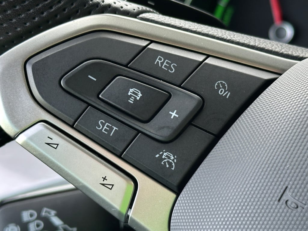 Volkswagen Passat variant 1.4 tsi phev gte | camera | dode hoek | navi | ca
