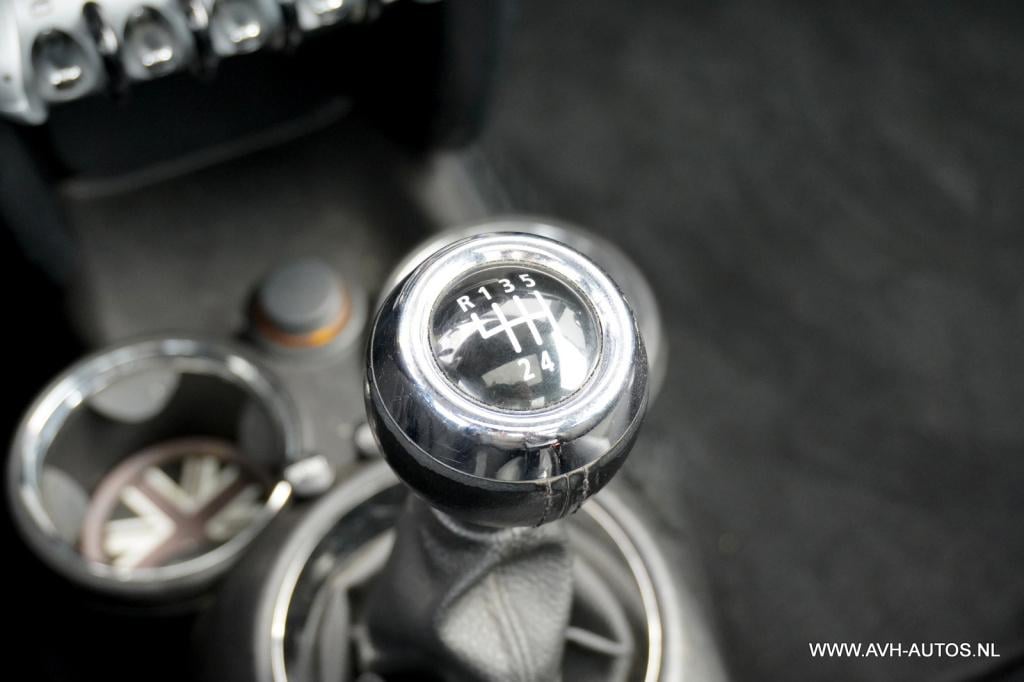 Mini 3-deurs 1.6 cooper chili, panoramadak!