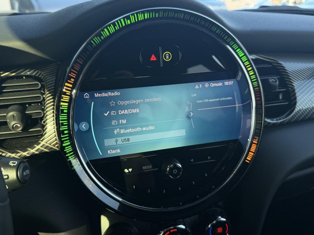 Mini 3-deurs 1.5 cooper resolute edition | pano | harman / kardon | apple c