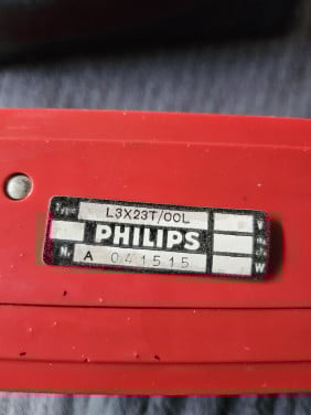 Jaren 60 L3X23T /00L Philips Eindhoven transistor radio oranje
