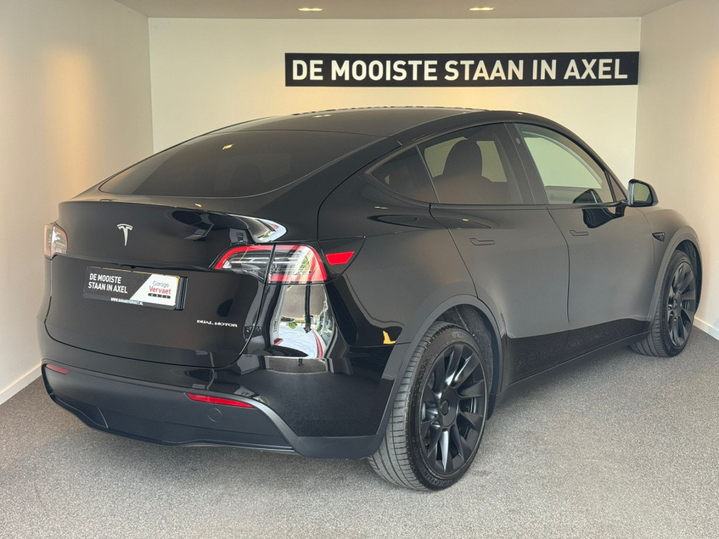 Tesla Model Y long range awd 75 kwh