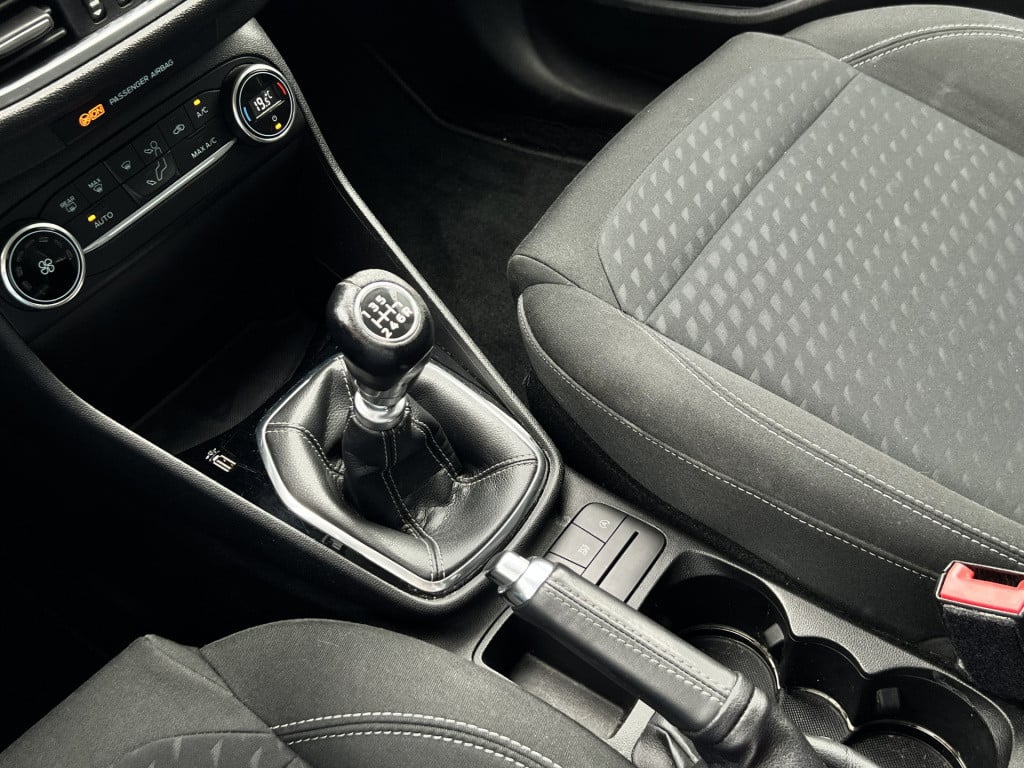 Ford Fiesta 1.0 ecoboost titanium | apple/ android carplay | st - velgen | 