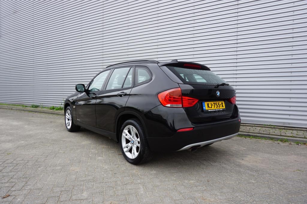 BMW X1 xdrive20d executive automaat - climate / navi / cruise / leder / sto