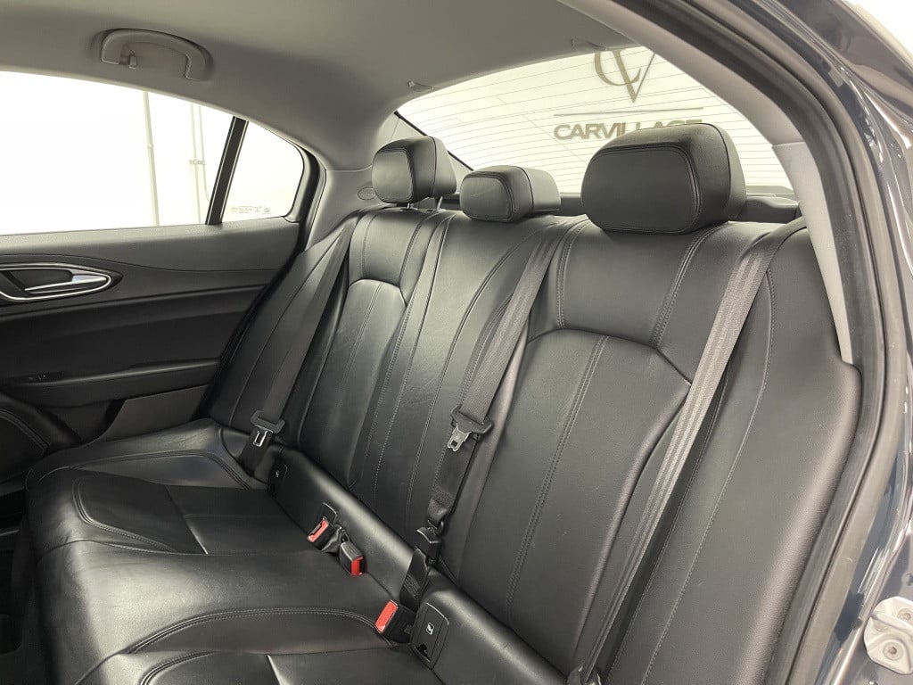 Alfa Romeo Giulia 2.0t super | colore esterno | trekhaak | 19'' | leder