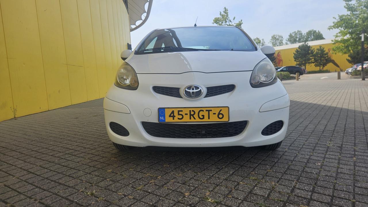 Zuinige 5drs TOYOTA AYGO 1.0 12V VVT-I