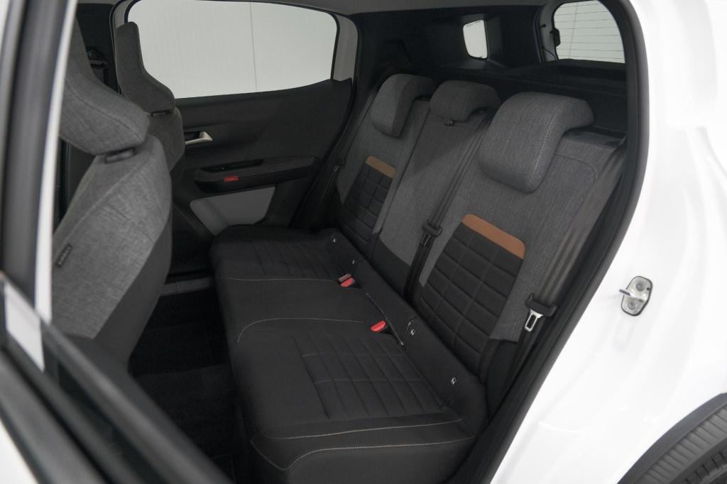 Citroen C3 Aircross 1.2 turbo 100pk plus | camera | parkeersensoren | apple