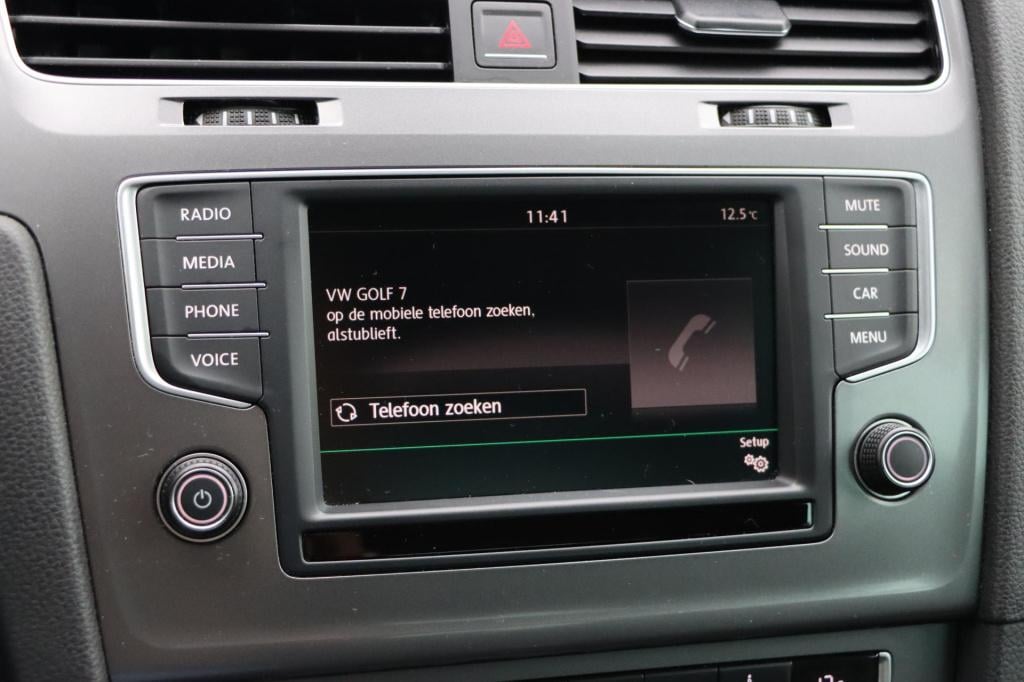 Volkswagen Golf 1.2 tsi connected series 110pk