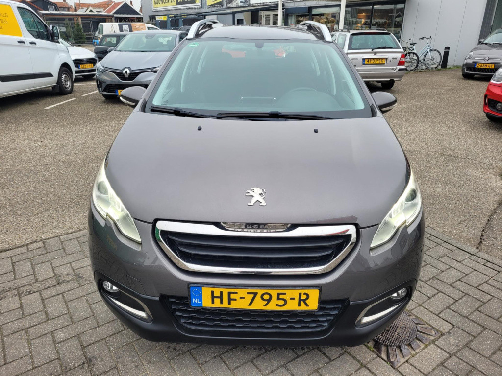 Peugeot 2008 1.2 puretech urban cross