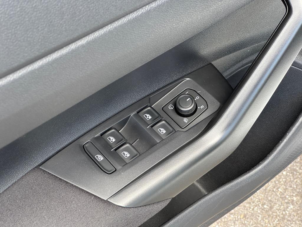 Volkswagen Polo 1.0 tsi 110pk dsg life | panoramadak | carplay | camera | r