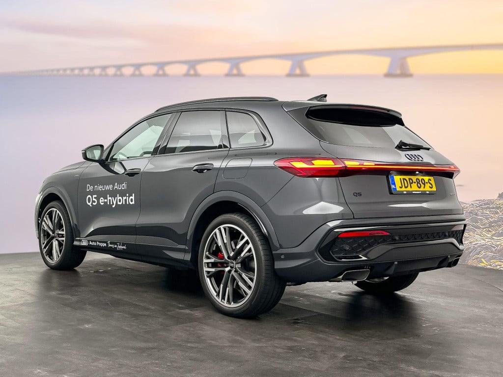 Audi Q5 2.0 tfsi e-hybrid quattro s edition competition