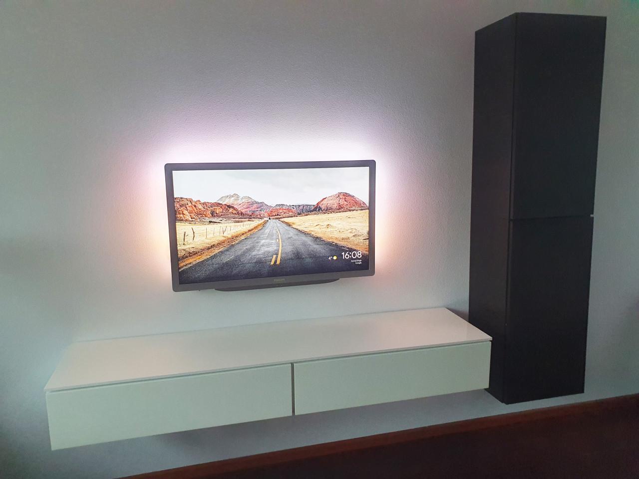 Hoogglans wit zwevend tv meubel 2 deurs design kast