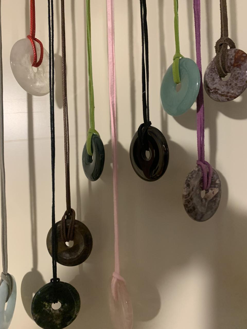Halfedelstenen "donuts" hangers