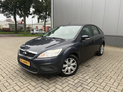 Ford Focus 2.0 Titanium/ AUTOMAAT / AIRCO / VOL JAAR APK \