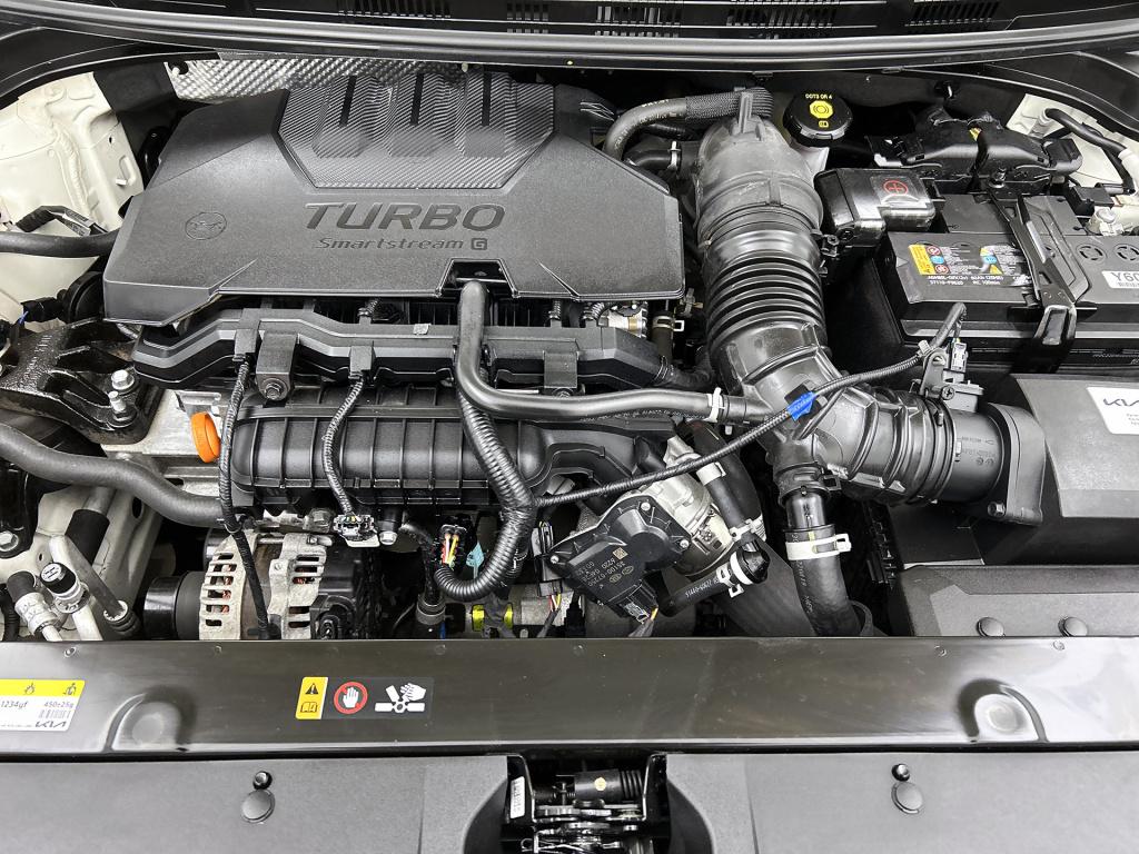 Kia Stonic 1.0 t-gdi mhev dynamicplusline | trekhaak | navigatie | climate 