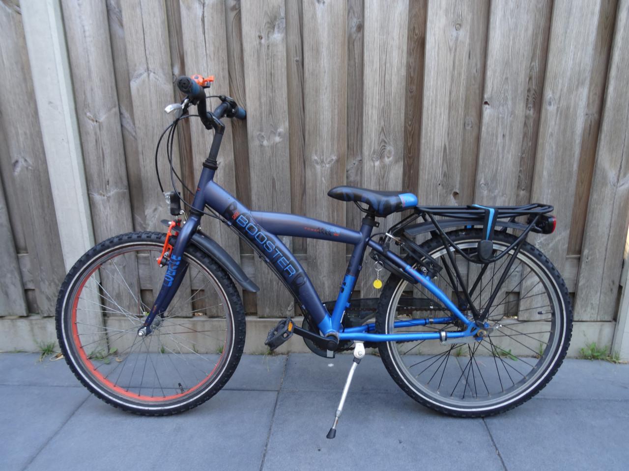 🚲 Loekie Booster Jongensfiets – 22 inch – 3 Versnellingen 💙🧡