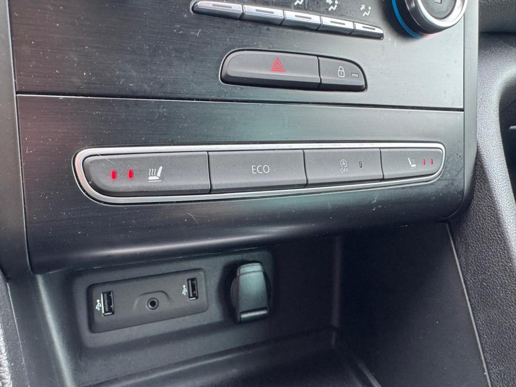 Renault Megane 1.3 tce | lm velgen | navi |