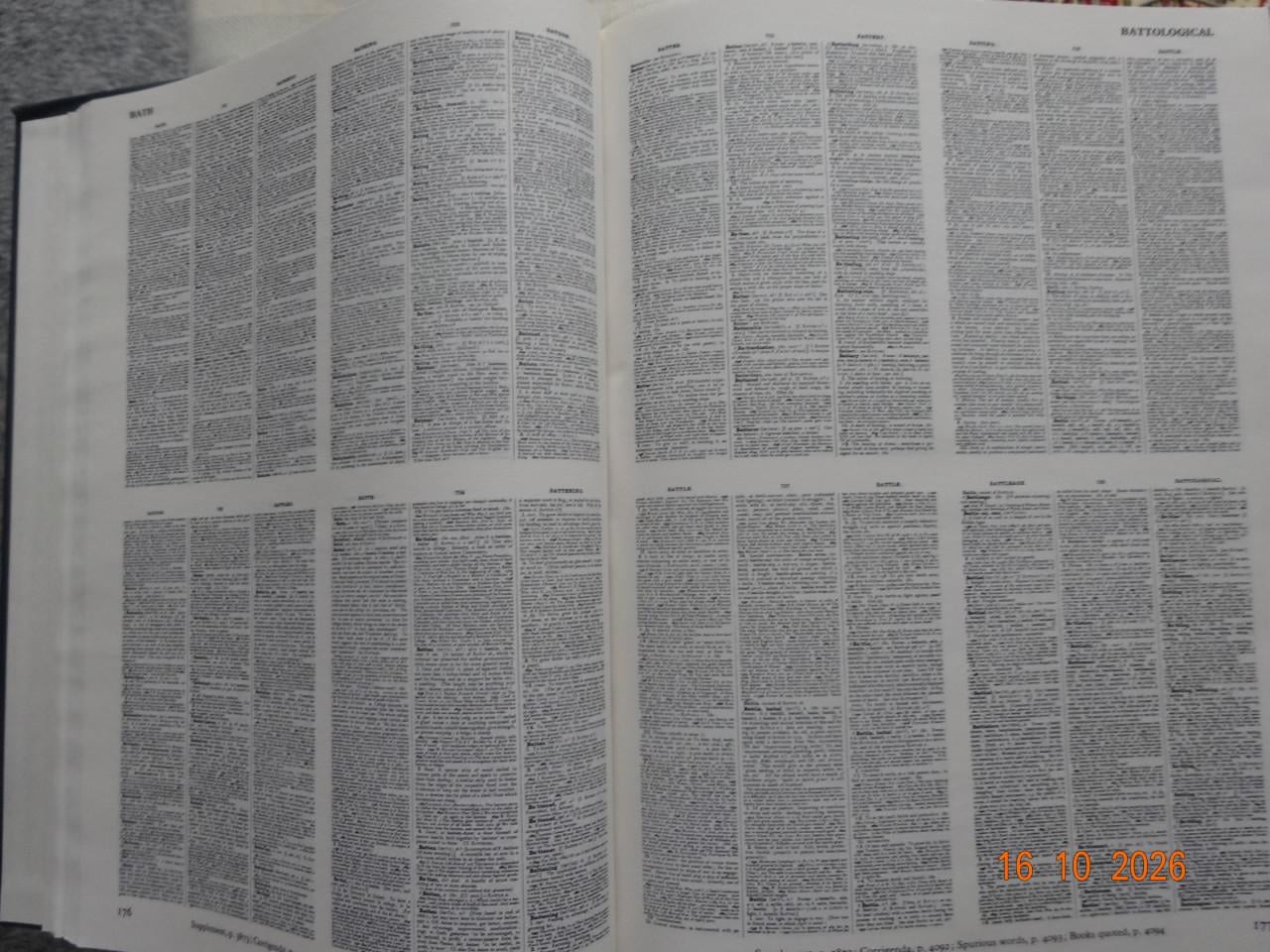 The compact edition of the Oxford Enlish dictionary