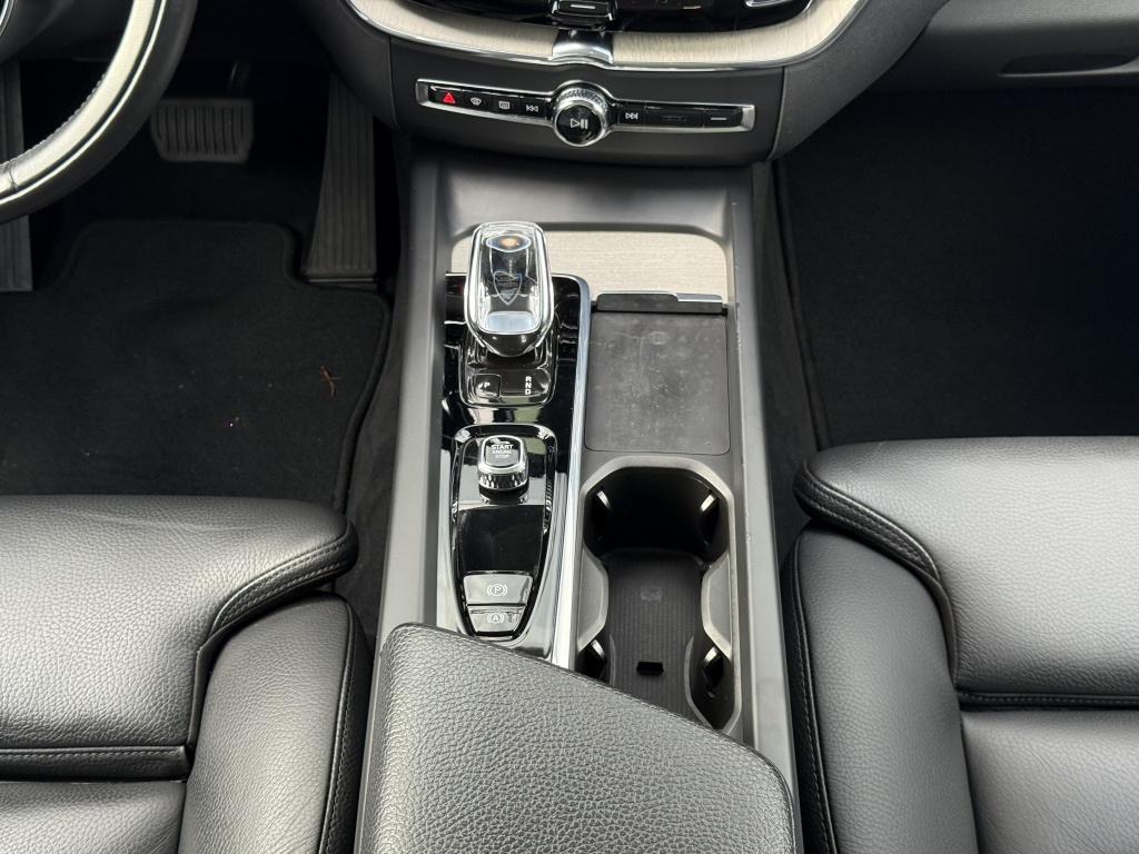 Volvo XC60 t8 390pk recharge inscription| panodak| adap.cruise| trekhaak| 3