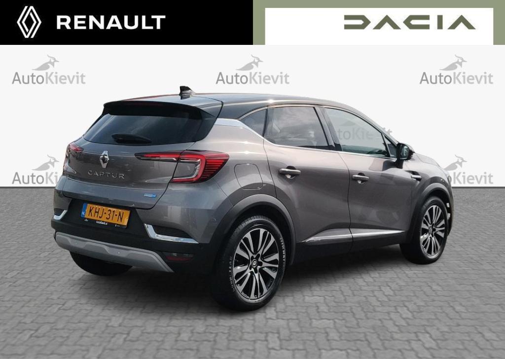 Renault Captur 1.6 e-tech hybrid 145 initiale paris