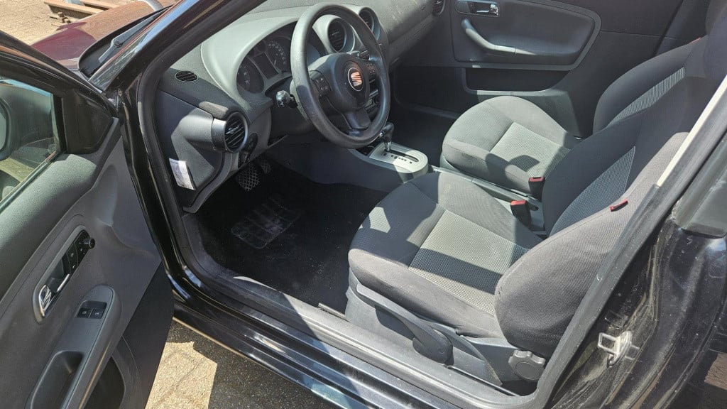 Seat Ibiza 1.4-16v reference automaat