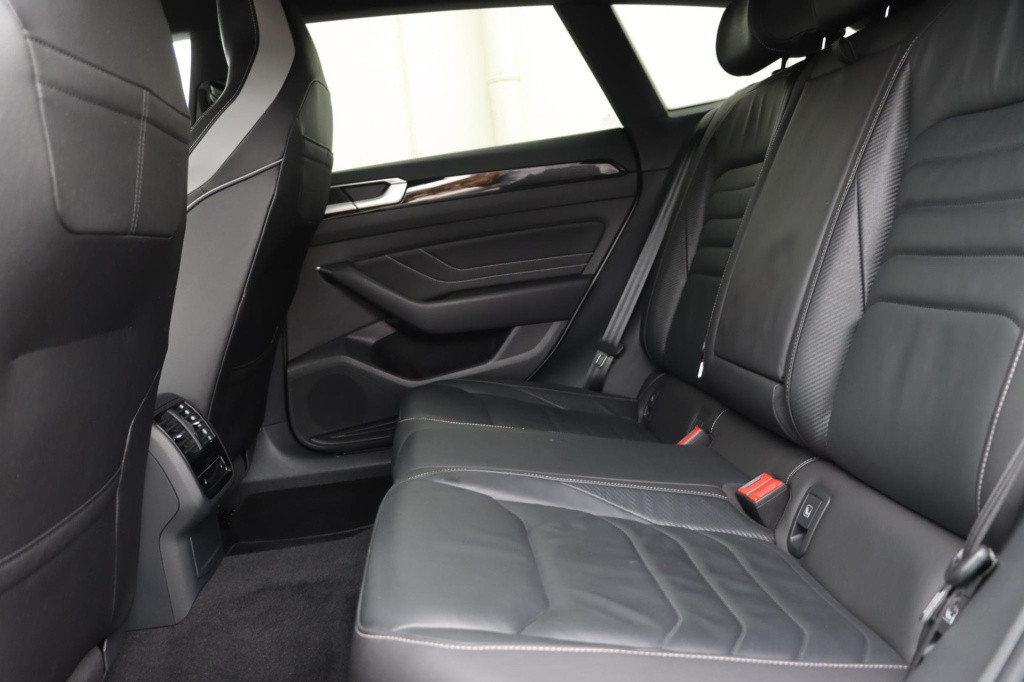 Volkswagen Arteon shooting brake 1.4 tsi ehybrid r-line business 218pk dsg6