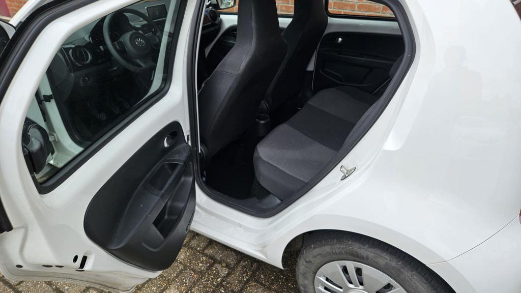 Volkswagen UP! 1.0 move up! bluemotion rijklaar incl garantie