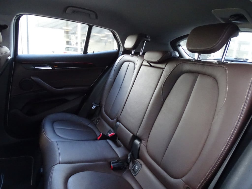 BMW X2 sdrive20i high executive | led | trekhaak | camera | 18"