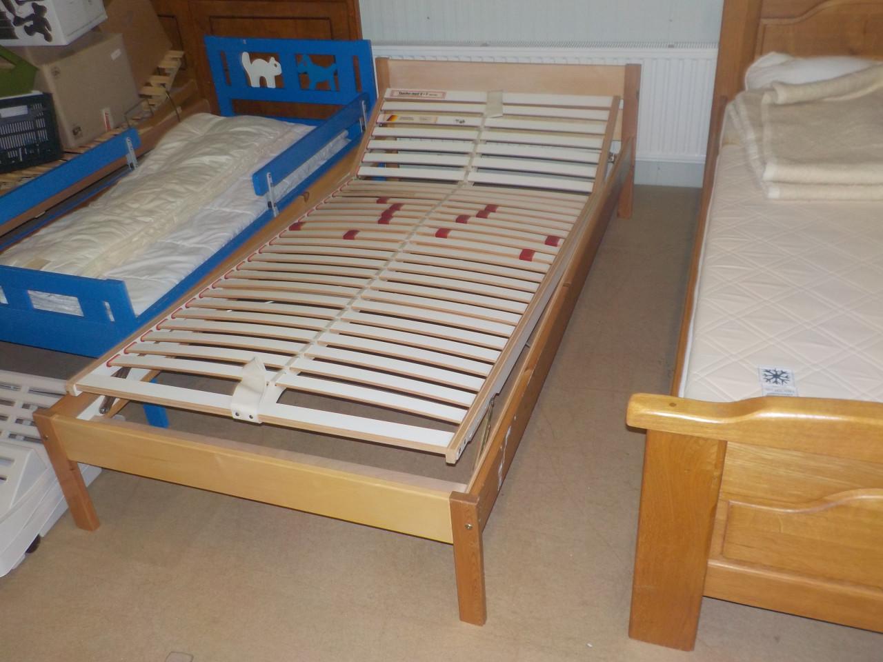 Ledikant 100 x 200 cm met verstelbare lattenbodem zonder matras