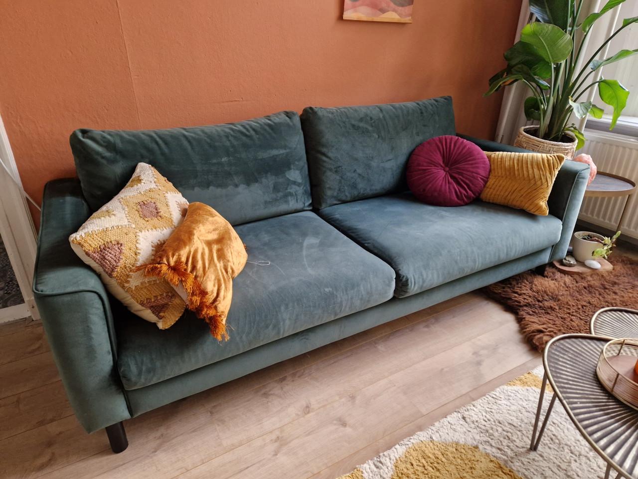 Kwantum Visby Velours groen bank 2 zits