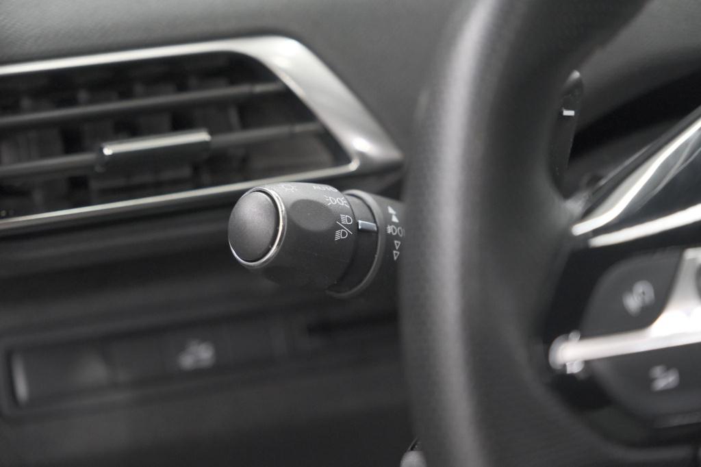 Peugeot 5008 puretech 130 eat8 gt-line | schuif-/kanteldak | trekhaak | ele