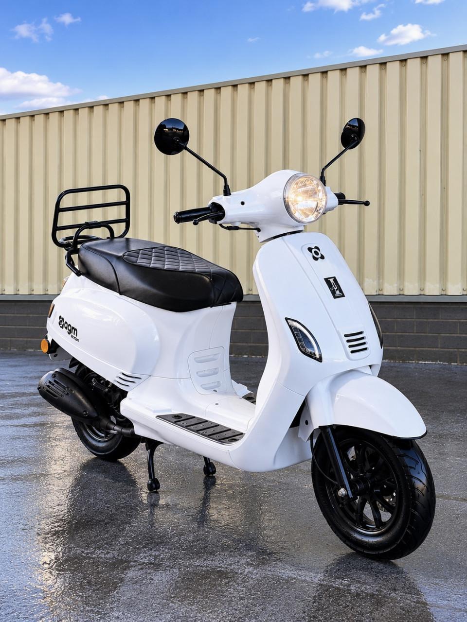AGM VX50i Brom scooter 45km 2021 Injectie - Veel Vervangen