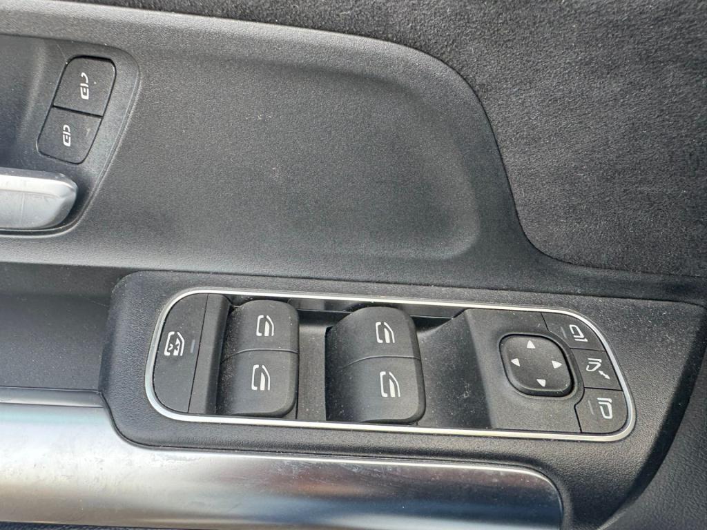 Mercedes-Benz B-Klasse 180 business solution amg