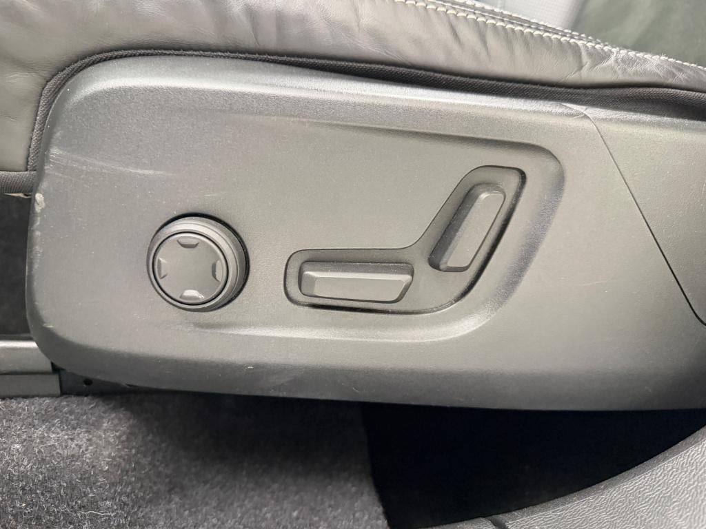 Volvo XC40 1.5 t5 recharge r-design | panoramadak | harman/kardon | 360 cam