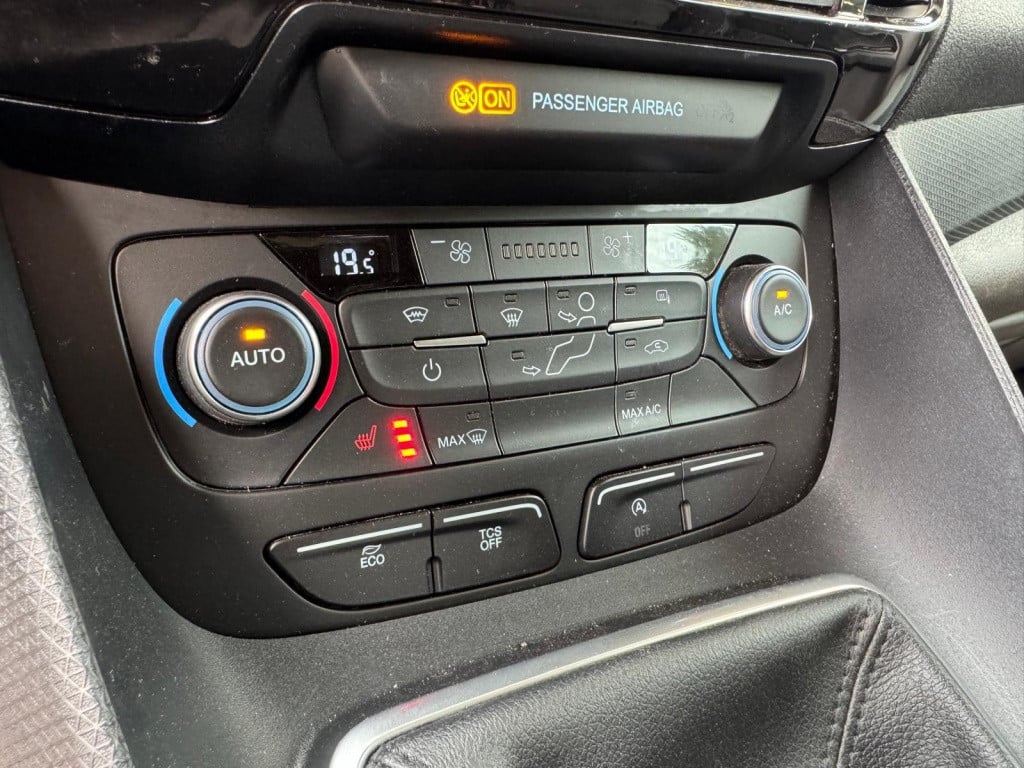 Ford Transit Connect 1.0 eb l2 limited